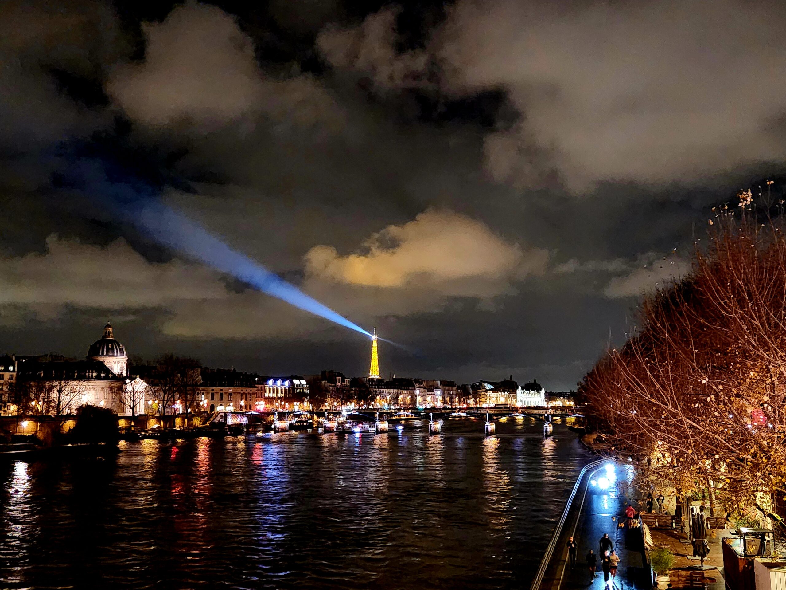 Paris Romantik de, O Kadar mı?