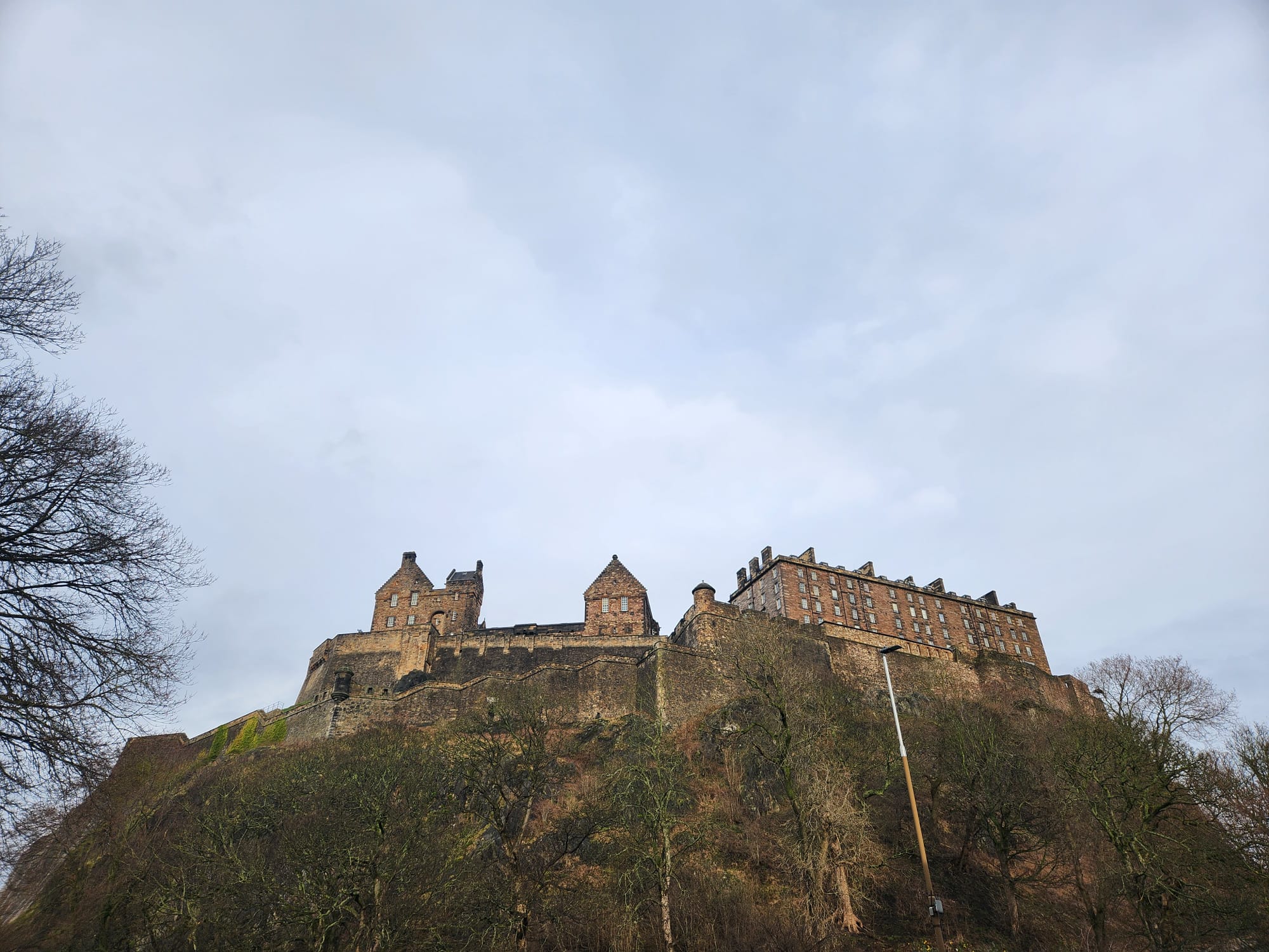 Rüzgar Kulağıma Tarihi Fısıldıyor: Edinburgh